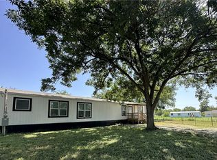 404 E Collins St, Bremond, TX 76629