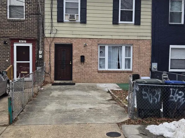 5624 Clay Pl NE, Washington, DC 20019