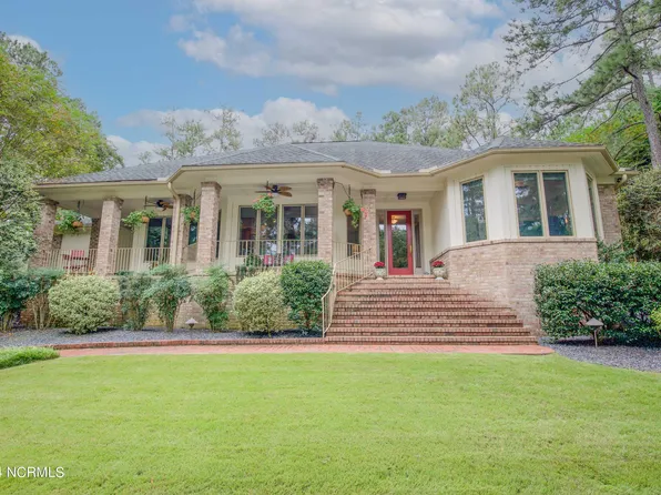 33 Pinewild Drive, Pinehurst, NC 28374
