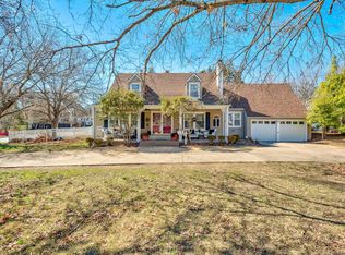 1343 S Cherokee Ave, Bartlesville, OK 74003