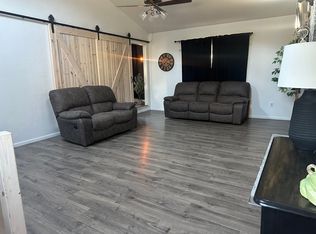 145 W Walnut St, Mt Zion, IL 62549