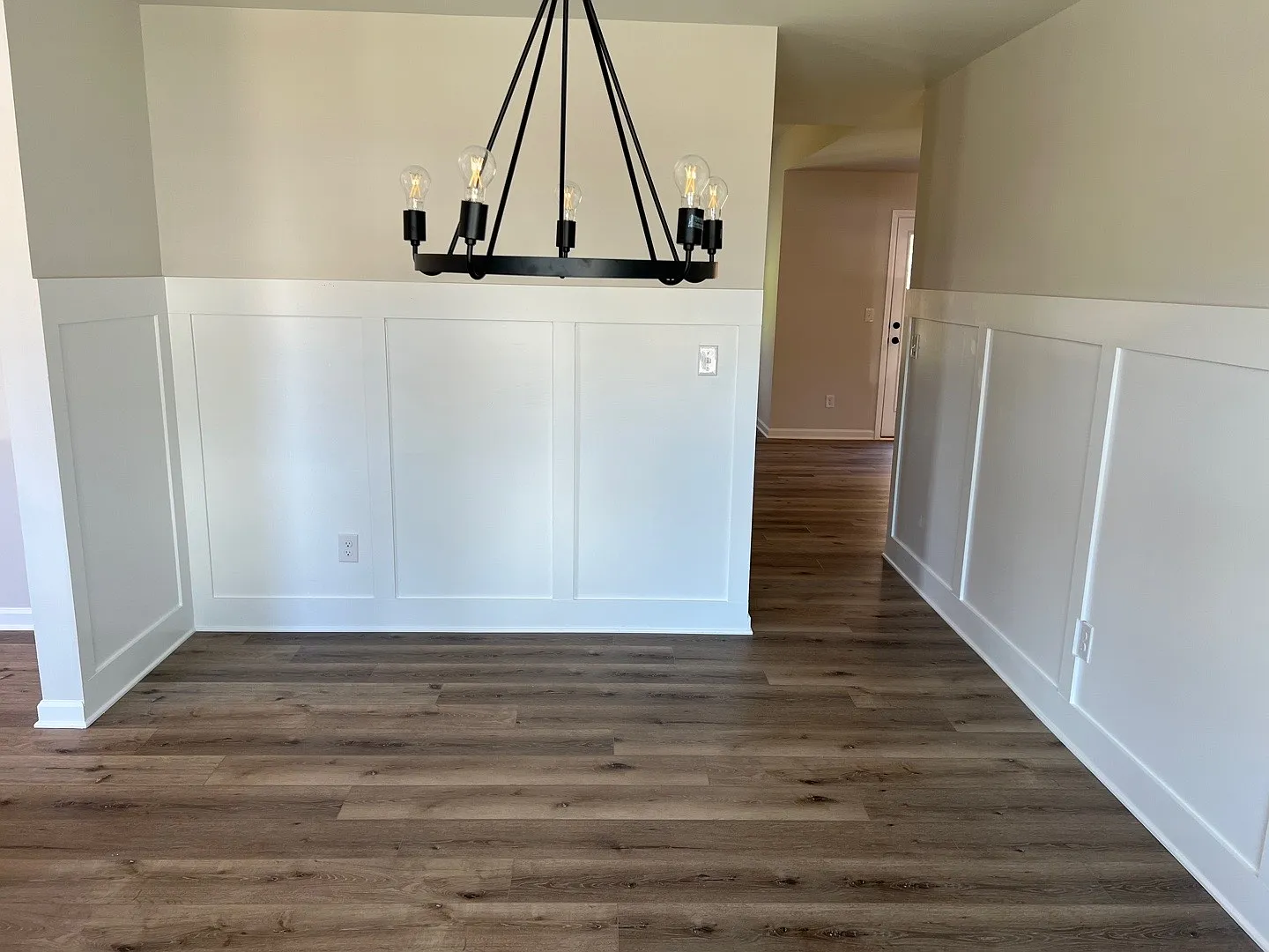 5 bed, 2200 sqft, $2,600 — Photo 3