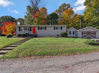 524 Knapp Rd, Clarks Summit, PA 18411