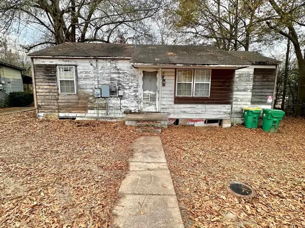 917 Richmond Rd, Texarkana, TX 75503