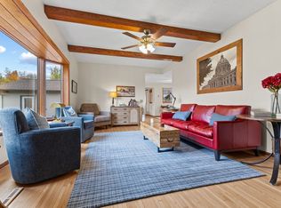 1075 Wayzata Blvd W, Long Lake, MN 55356