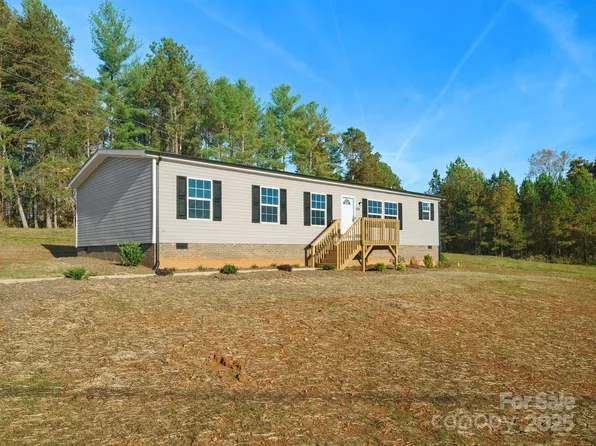 6355 Rhoney Rd, Connelly Springs, NC 28612