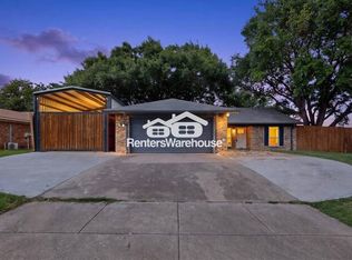 3945 Spoonwood Ln, Fort Worth, TX 76137