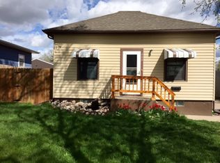 448 Lake St, Chadron, NE 69337