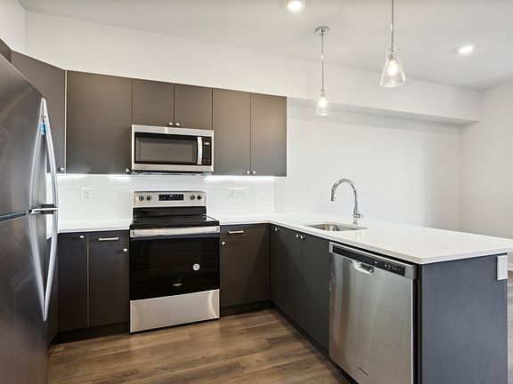 5th image of 1328 S Harmony St #4406982