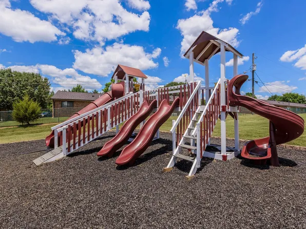 Bridgewater Retreat Apartments