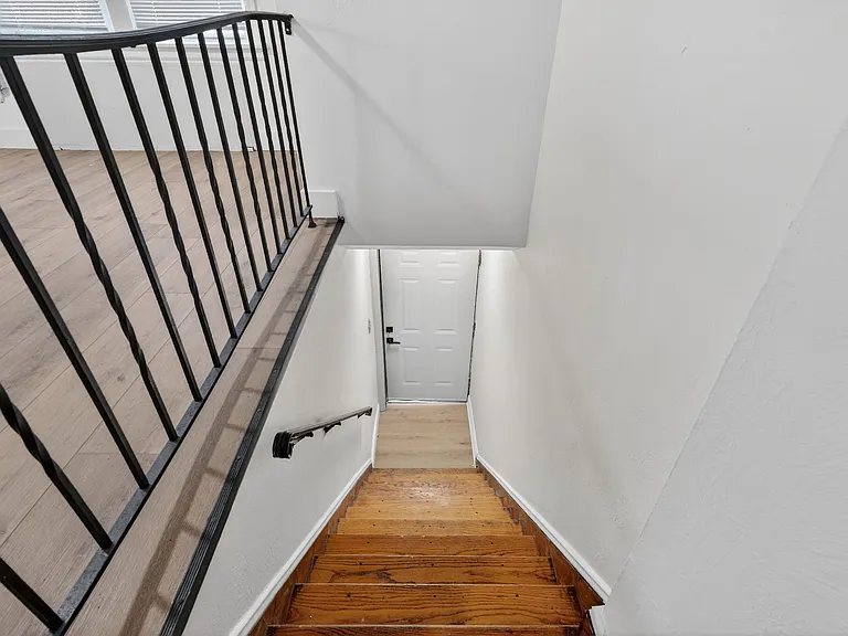 3654-3656 Phillips Pl — Photo 22