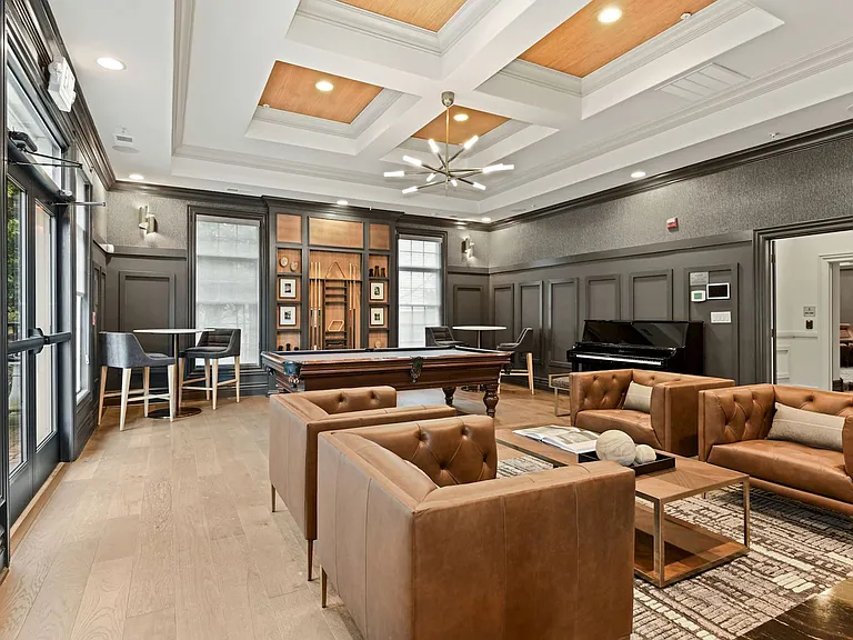 Barclay Square at Princeton Forrestal — Photo 12
