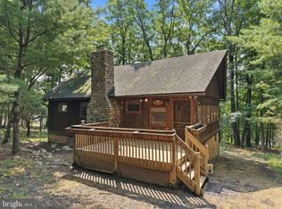 130 Rose Ln, Bartonsville, PA 18321