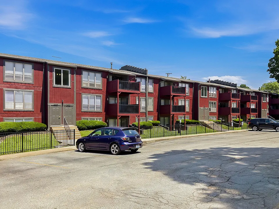 Eagles Eyrie Apartments