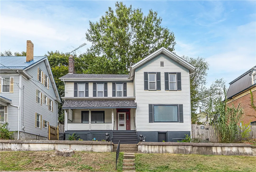 317 Grant Ave photo 1