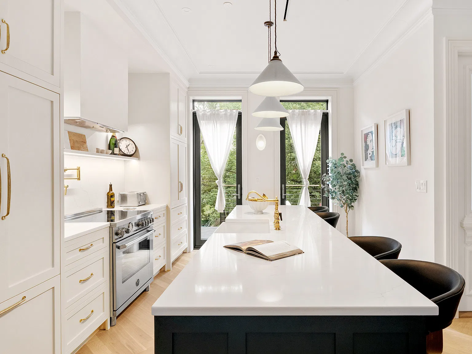 175 Halsey Street — Photo 3