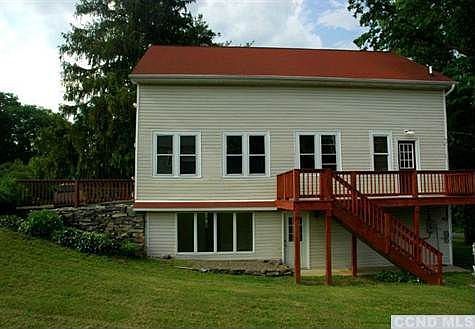 Downstairs entrance. This unit has rear private parking. He