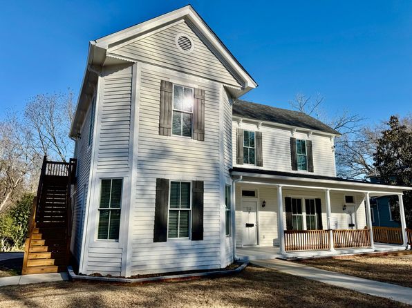 218 College St UNIT C