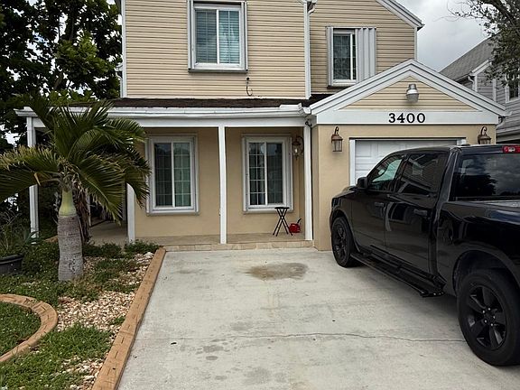 2nd image of 3400 Ivy Way