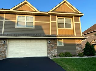 3413 Chestnut Ln, Eagan, MN 55123