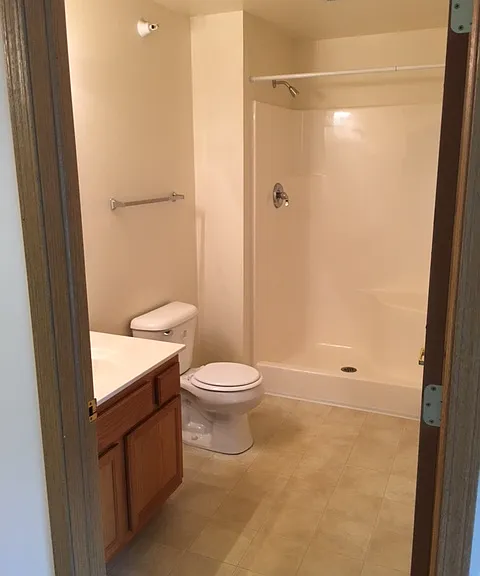 Johnson Place Apartments — Photo 31