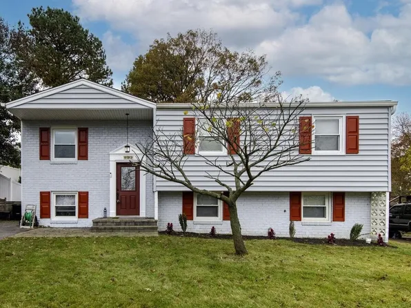493 Saint Barbara Ln, Odenton, MD 21113