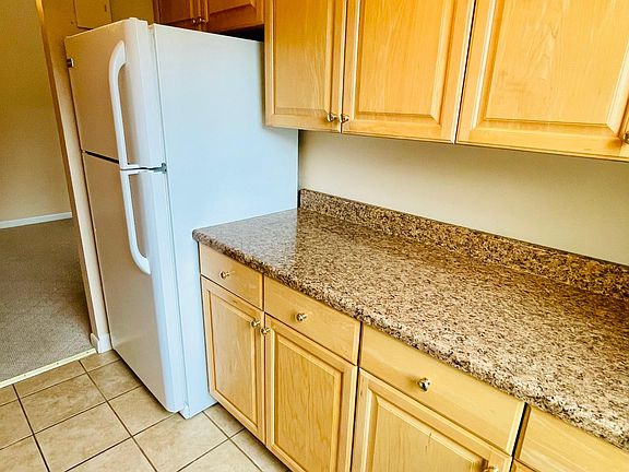 3rd image of 9445 Fairfax Blvd APT 301