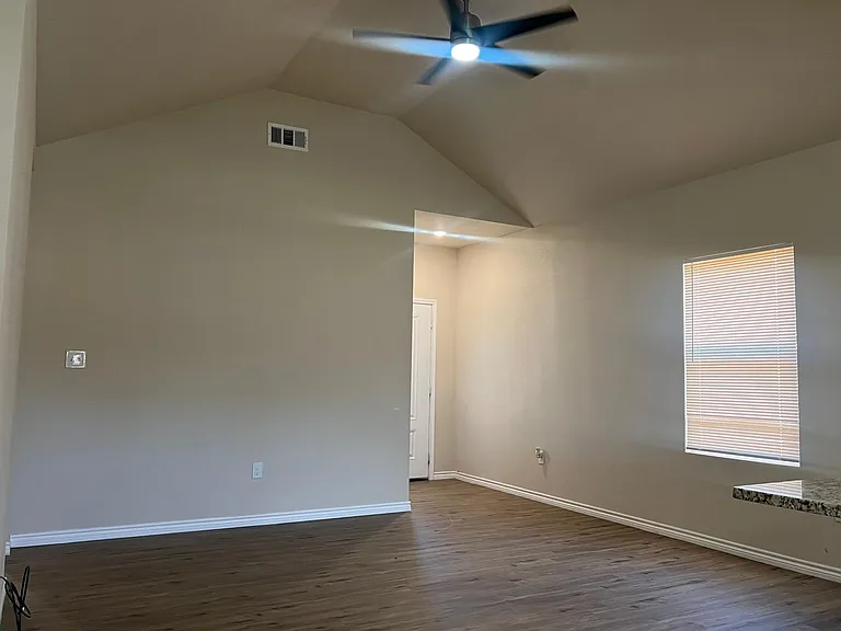 603 Crane Ave — Photo 8