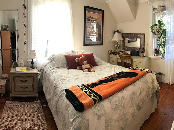 3rd image of 22 Berlin St #2