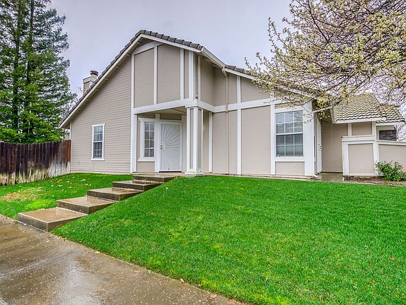 2nd image of 8261 Devon Hill Ct