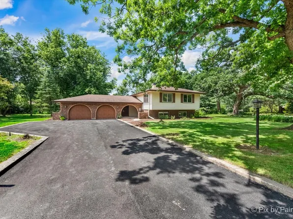 19N170 Felsmith Rd, Hampshire, IL 60140