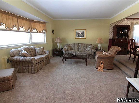 4th image of 43 Beaumont Ave