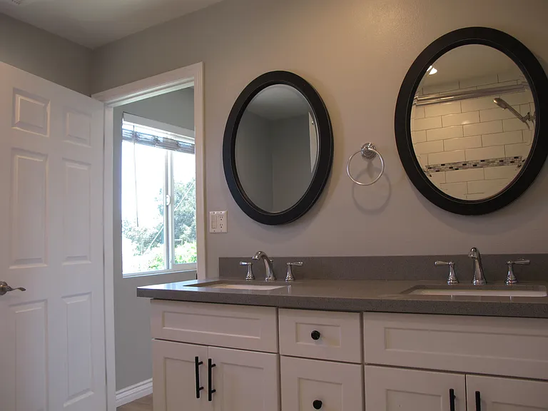 7542 Denny Ave — Photo 26