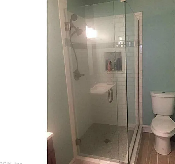 111 Tazewell St #303 — Photo 7