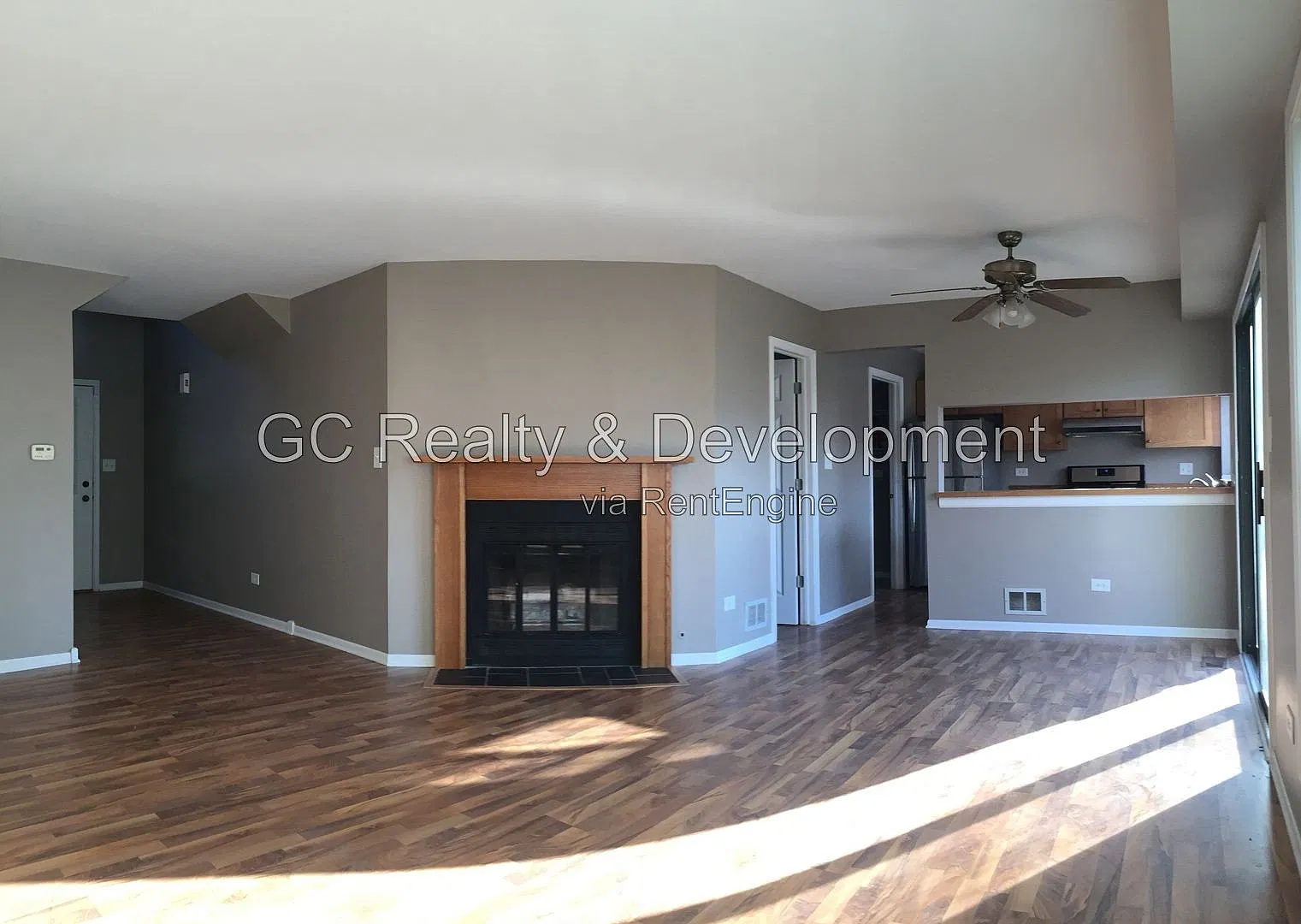 3 bed, 2.5 bath, 1524 sqft, $2,995 — Photo 3