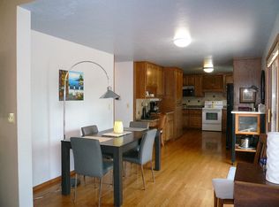 2575 Bittersweet Ave, Green Bay, WI 54301