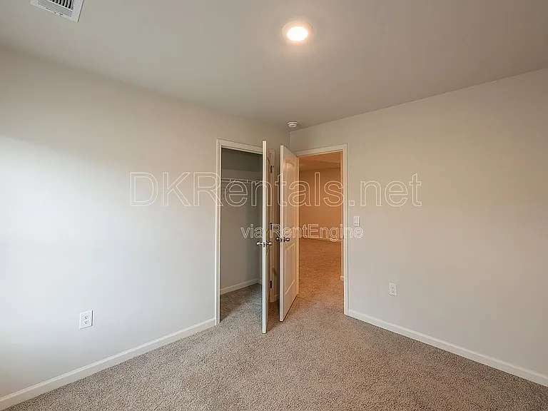 3031 Greyton Dr — Photo 23