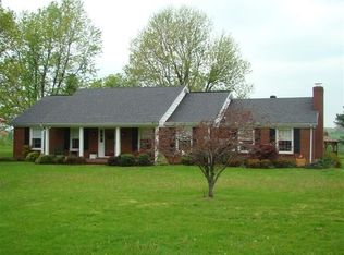 1567 Jenny Lillard Rd, Lawrenceburg, KY 40342
