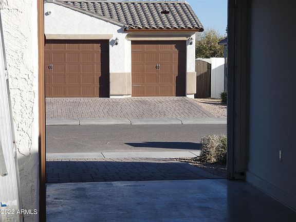 3rd image of 2137 W Olivia Dr