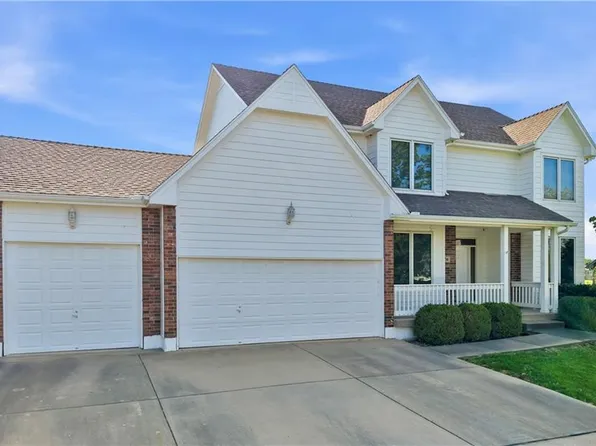 4536 SW Gull Point Dr, Lees Summit, MO 64082