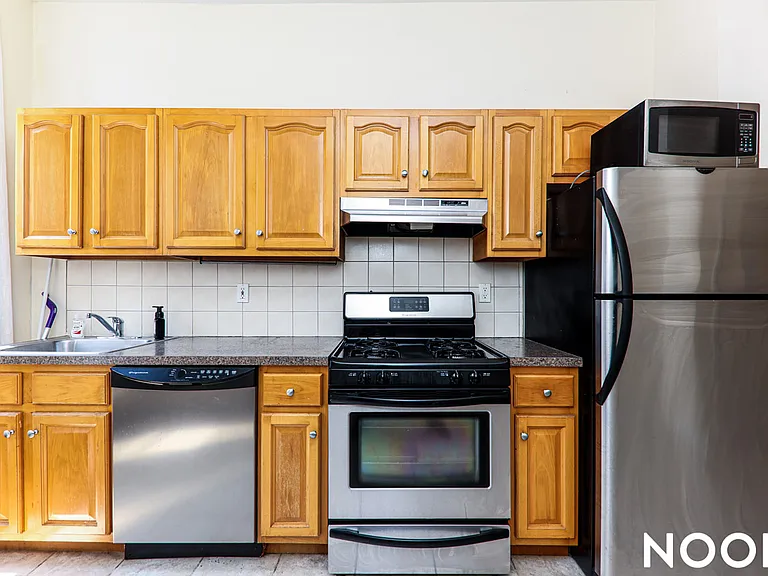 50 Wyckoff Ave #3R — Photo 11