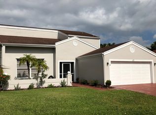 117 Elysium Dr, Royal Palm Beach, FL 33411