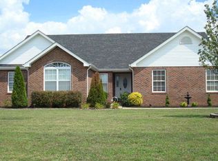 714 Claiborne Dr, Madisonville, KY 42431