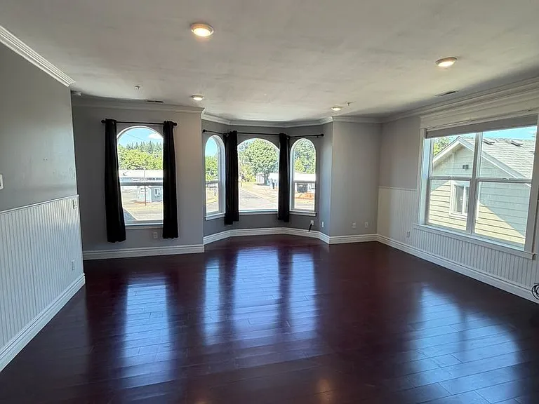 103 W Bishop Way — Photo 6