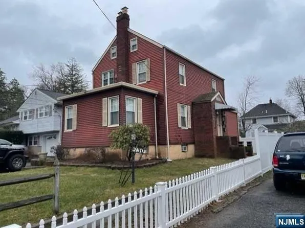 130 E Clinton Ave, Bergenfield, NJ 07621