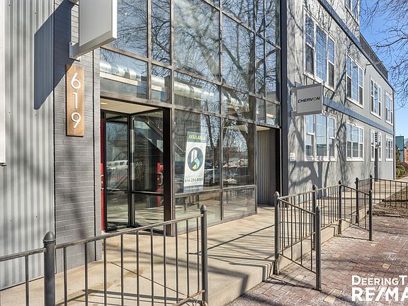 3rd image of 600 7th St NW Unit 203