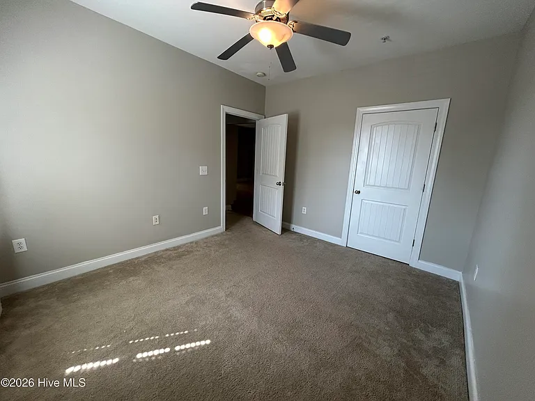 300 Gateway Dr #325 — Photo 27