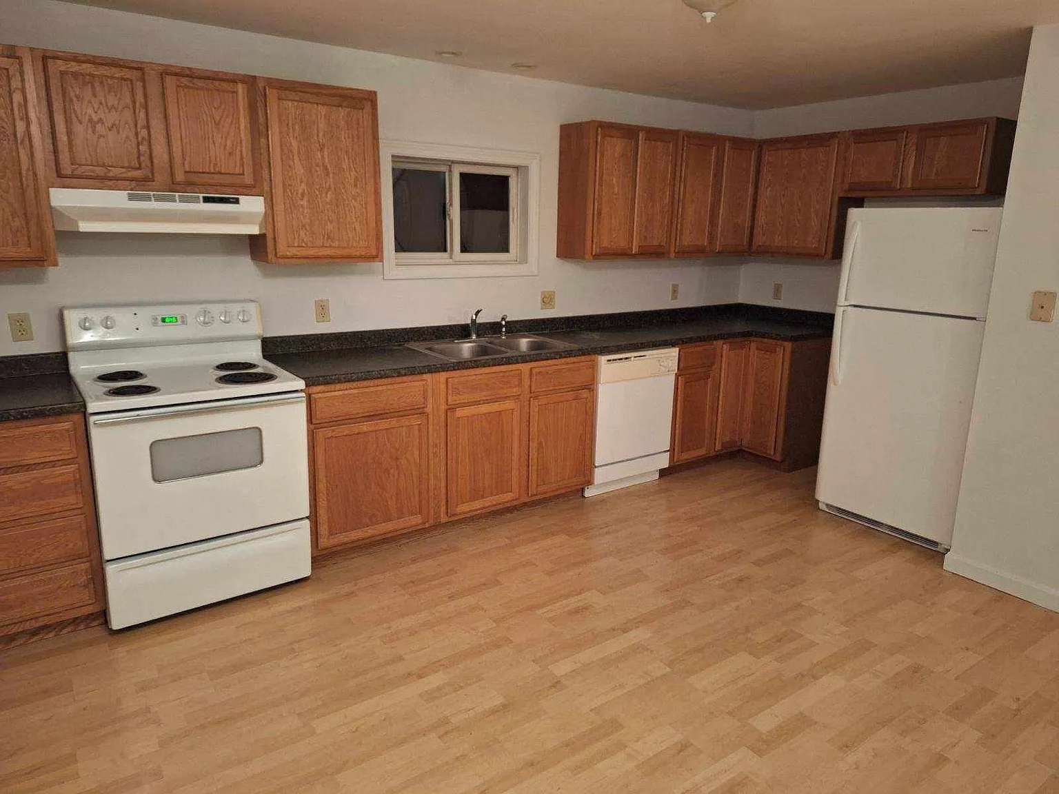 18 Colby Way - A — Photo 2