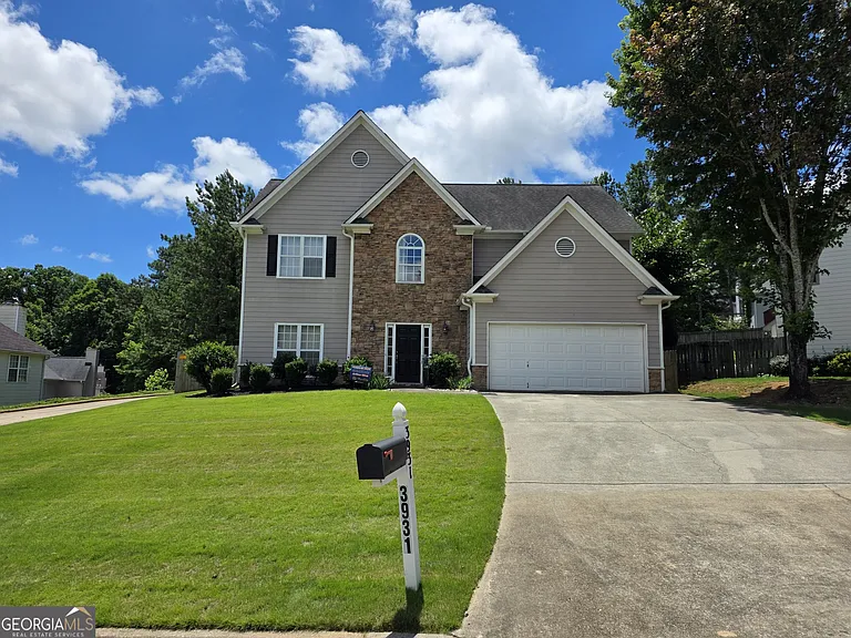 3931 McGuire Way NW — Photo 3