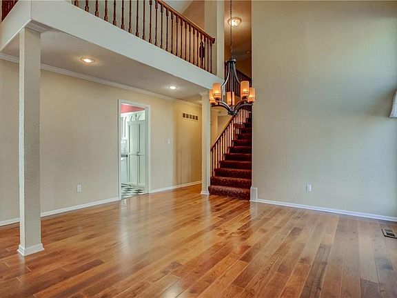 3rd image of 9216 Kessler Ln